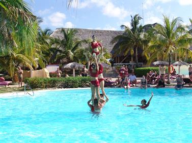 2010 Cuba, Holguin, Hotel Rio de Oro, Entertainment, DSC00232_b_B740